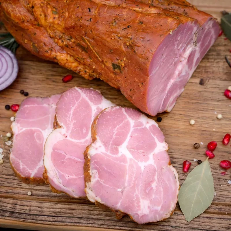 ceafa de porc afumata cu fum natural
